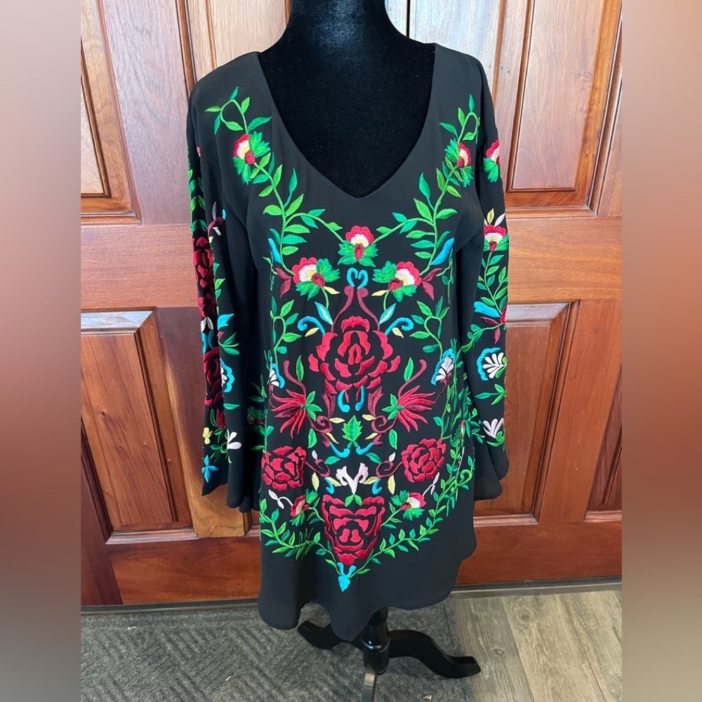 Roja Mira Flores Tunic Shirt Blouse Western Gypsy Boho Embroidered XS NWOT